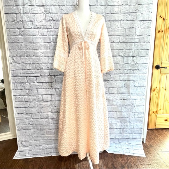 Dior Other - Vintage Christian Dior, Dior Jr. Quilted Robe House Coat Peach Cream Lace Trim